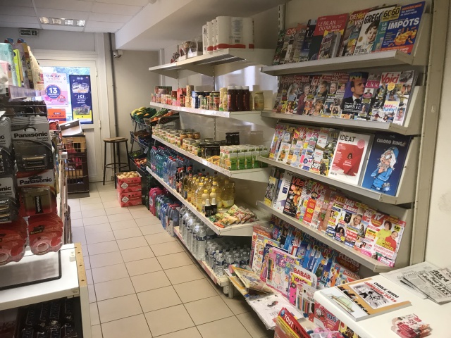 Autre photo illustrant l'affaire réf. 11XA13833, Tabac presse alimentation