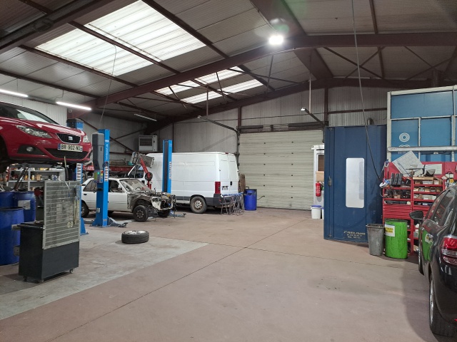 Photo illustrant l'affaire réf. 70AH14474, Garage - Carroserie