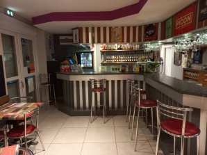 4143_Bar.jpg