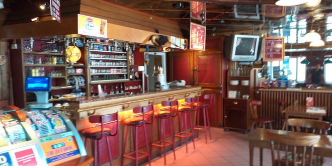 3749_Bar.jpg